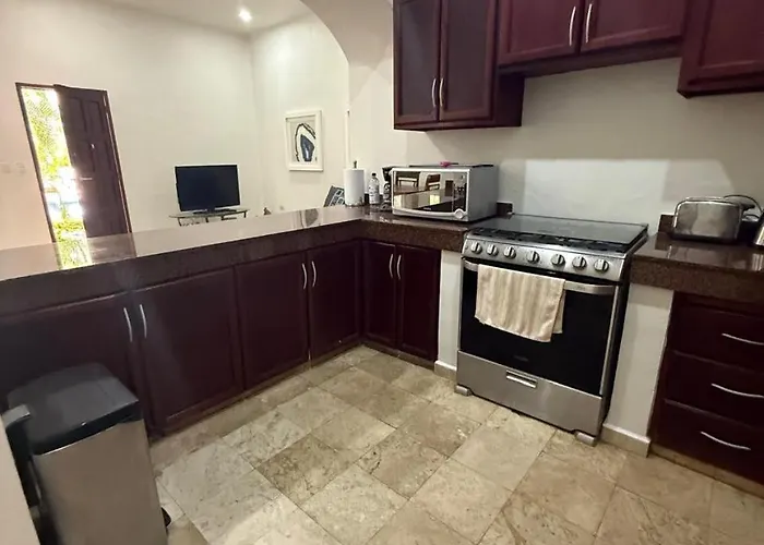 Spacious 3 Bedroom By Mamitas Apartment